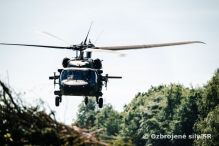 Bojové strežby vrtužníkov UH-60M